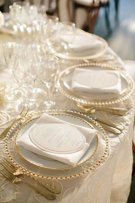 Wedding table napkins